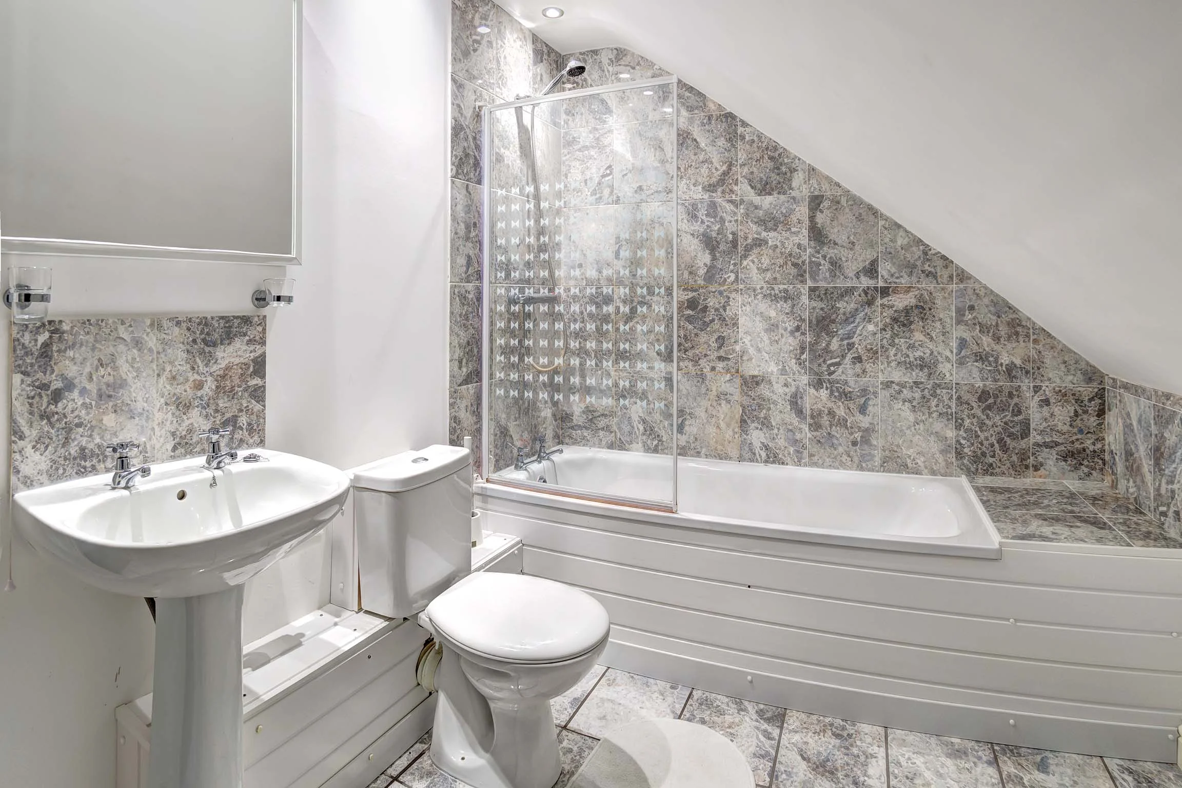 Holly Barn — photo 3